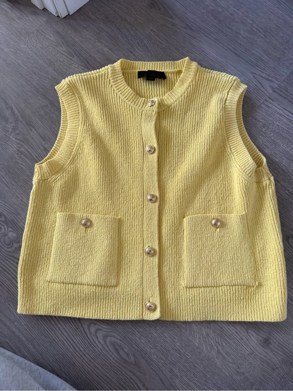 Zara Pale Yellow Sleeveless Knit Cardigan Vest